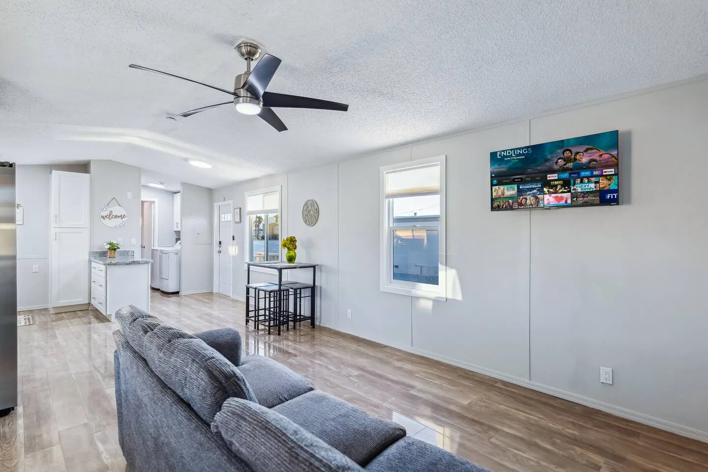 Riverbend Villa 2bd 2ba River Access Games 6