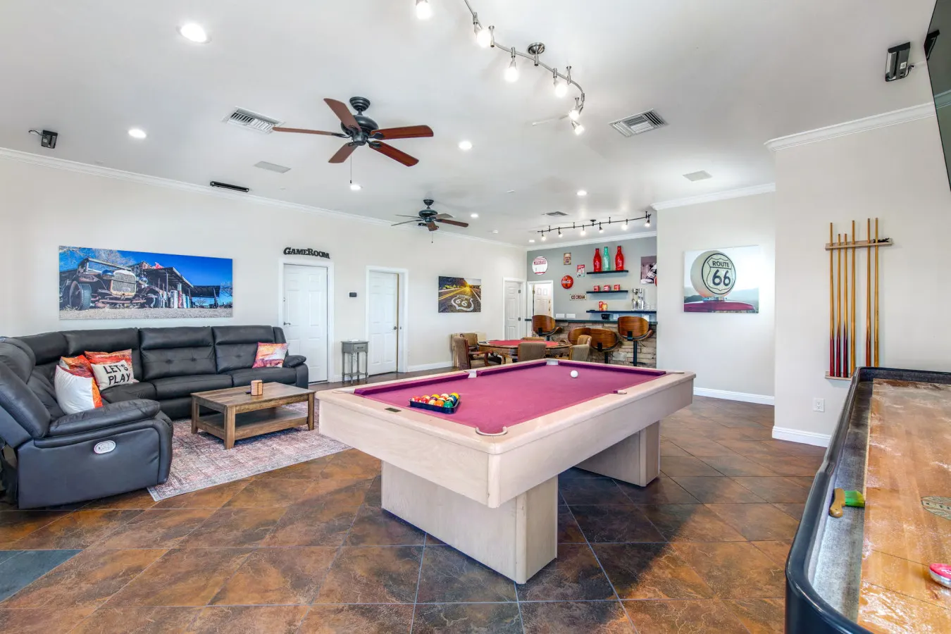 Havasu Mulberry - 5Min Walk To Beach, Pool, Spa, Game Room, FirePit — photo 2
