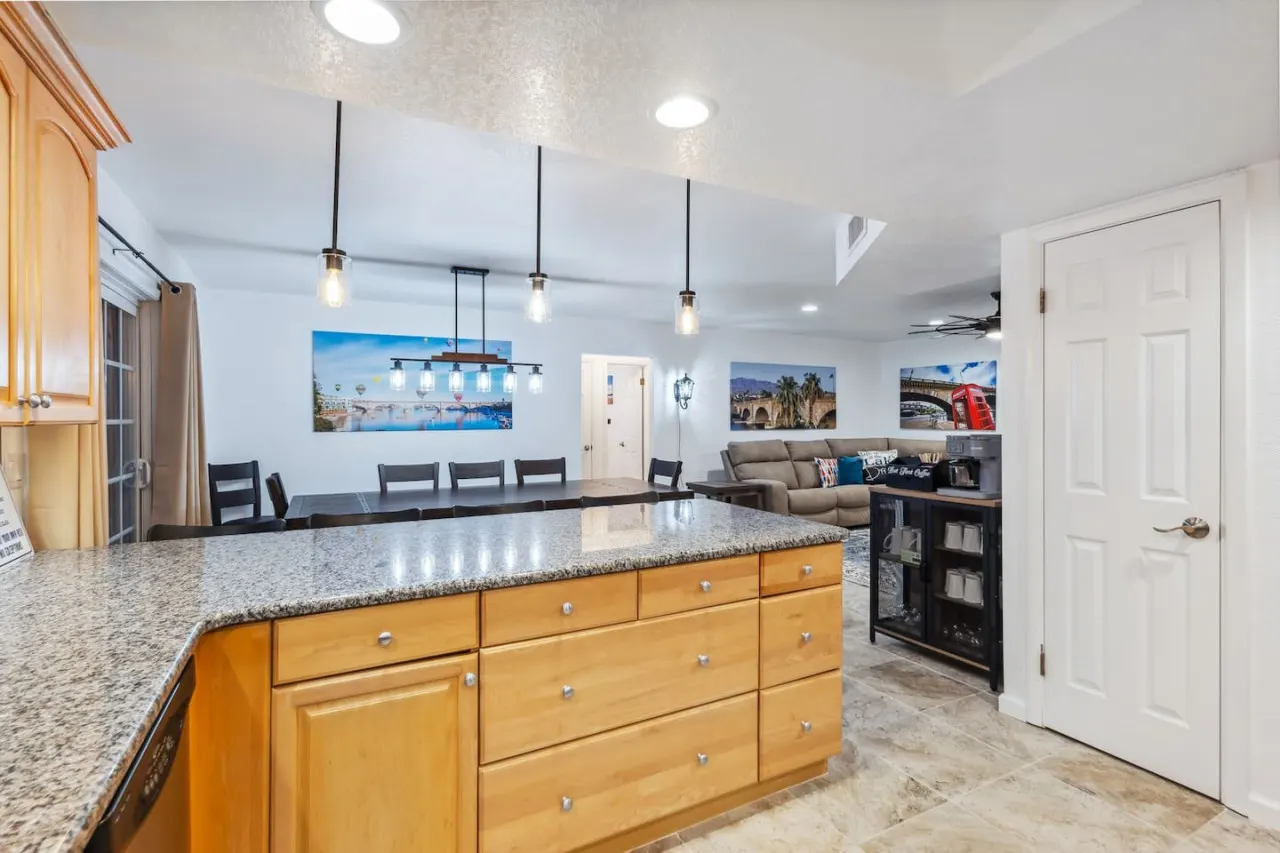 Havasu Mulberry - 5Min Walk To Beach, Pool, Spa, Game Room, FirePit 18