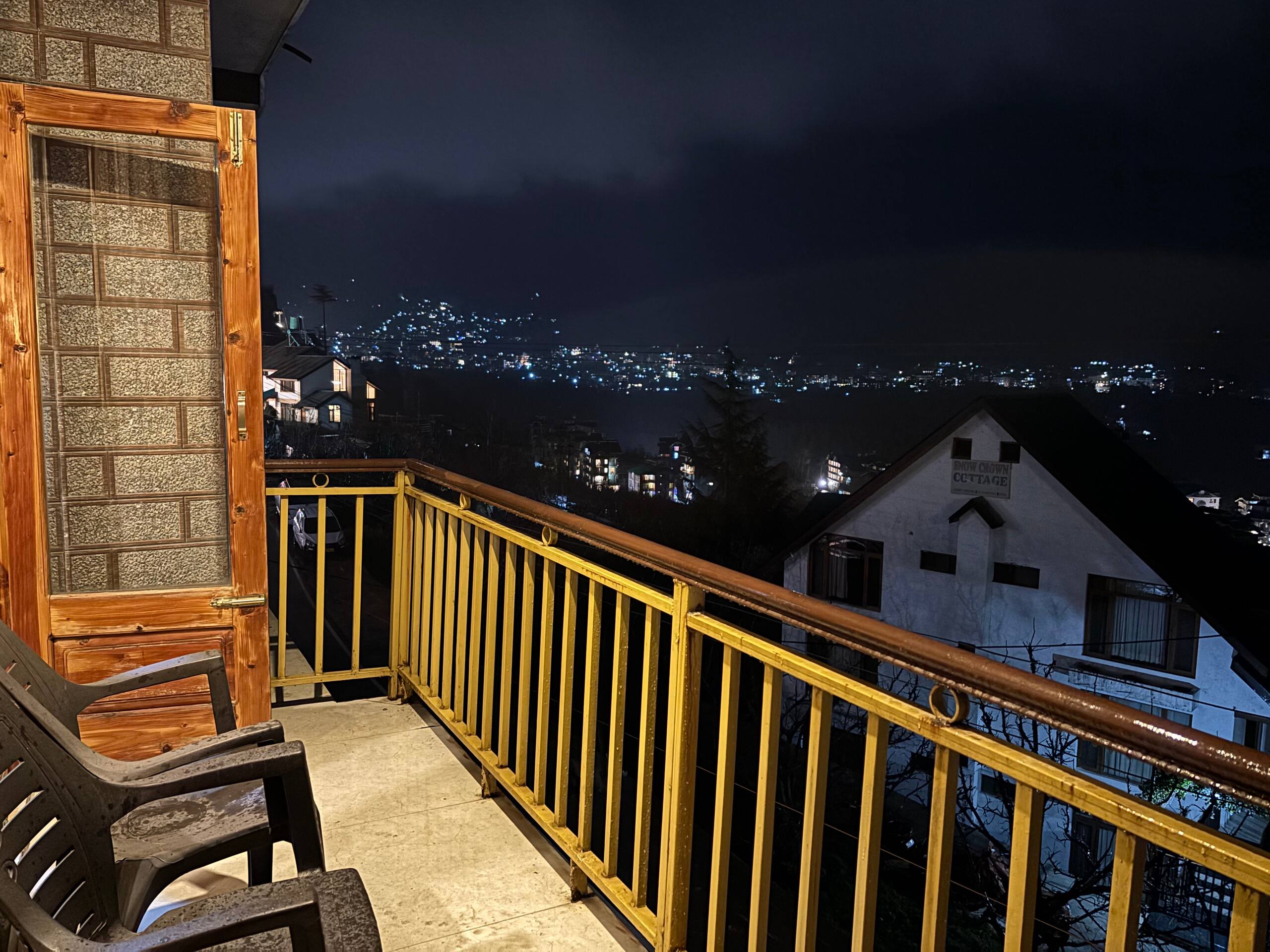 3 Rooms (Himalayan Tradition) — photo 2