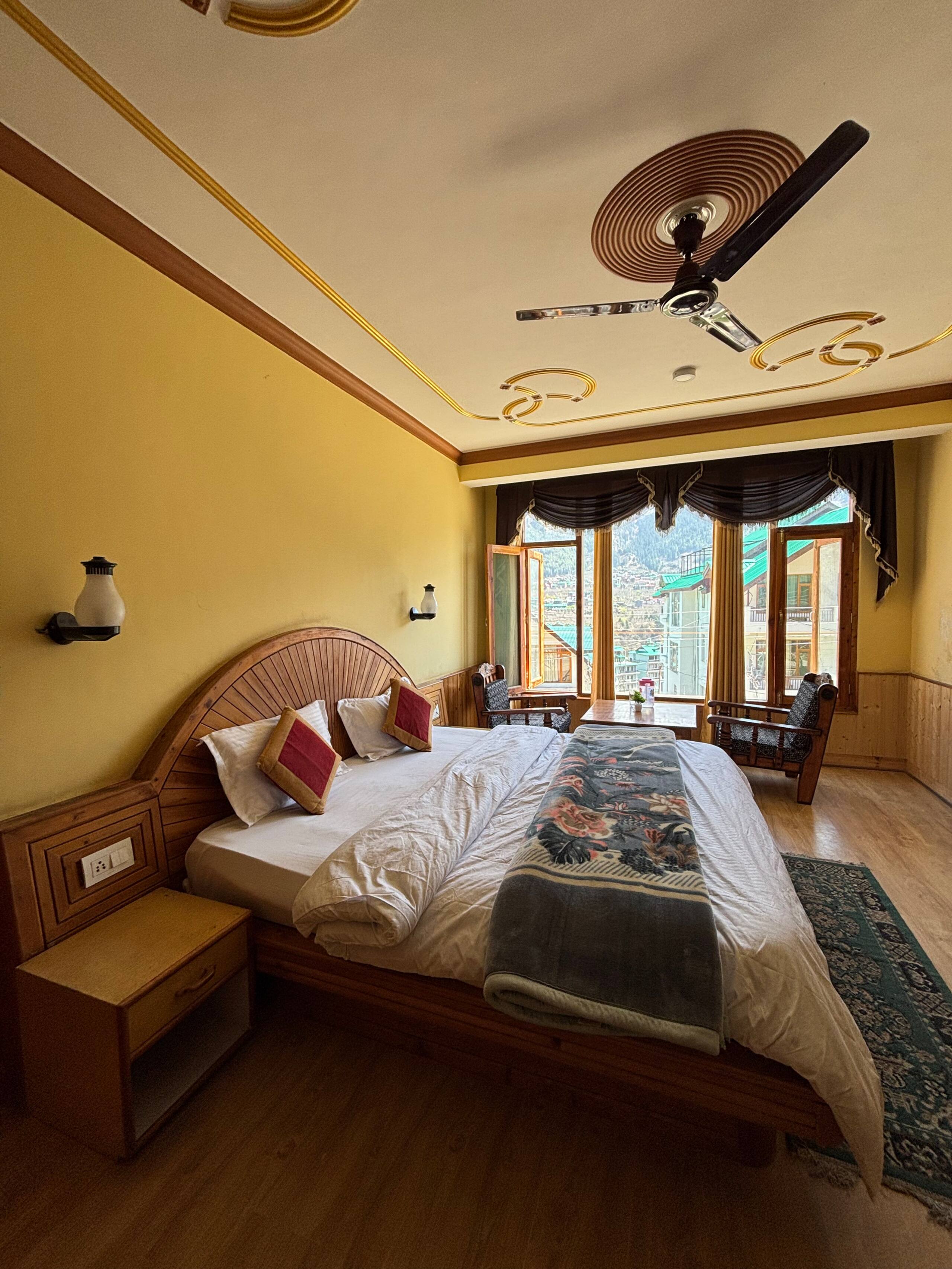3 Rooms (Himalayan Tradition) 19