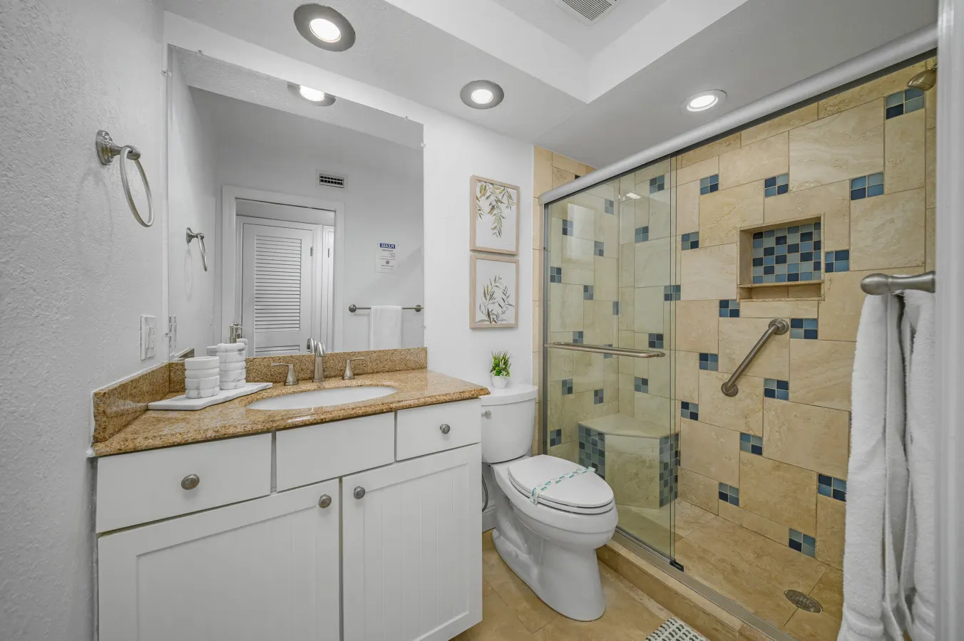 Oasis of Naples – Beach & Downtown Haven 8