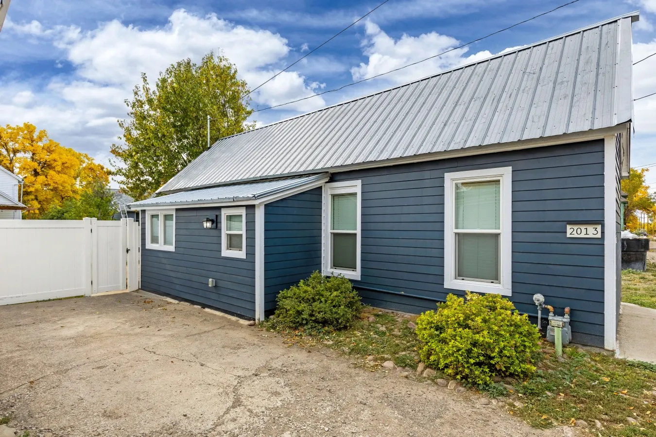 Cozy Montana Retreat Central Location W & R 13