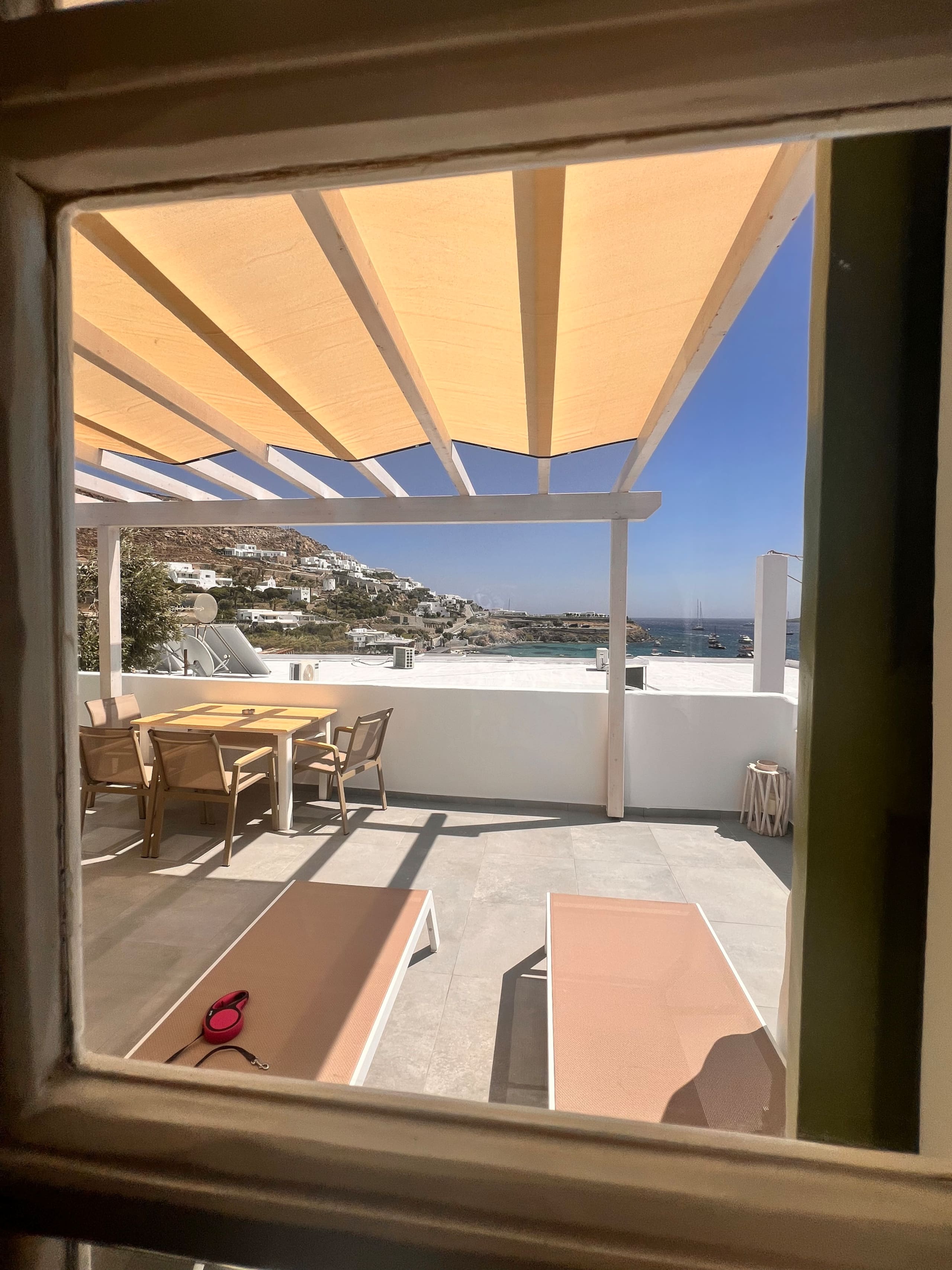 Endless BLUE Beach front house + Jacuzzi+ Parking — photo 4