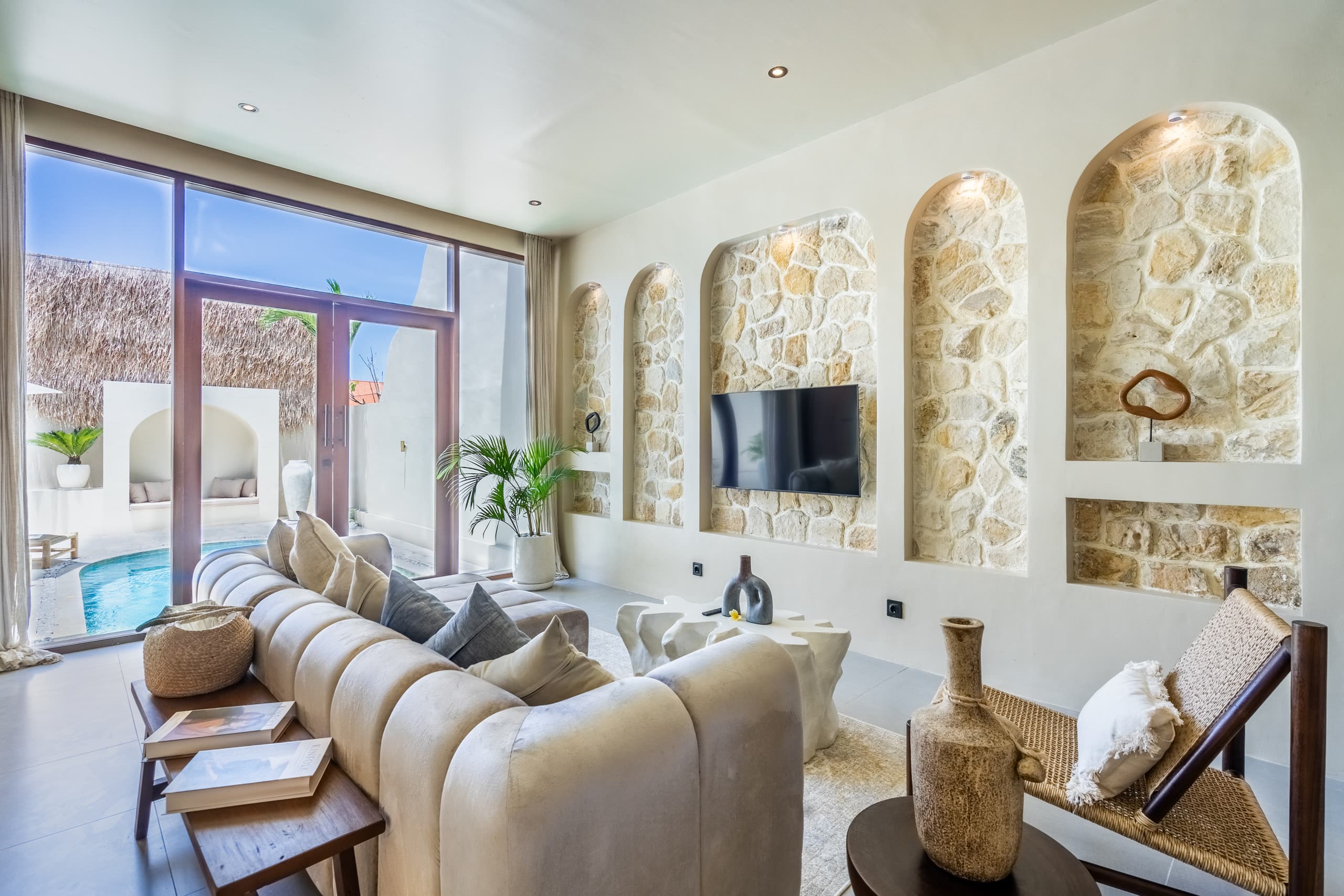 Amani Villa 4:Luxe, New, Private Pool Oasis Canggu — photo 4