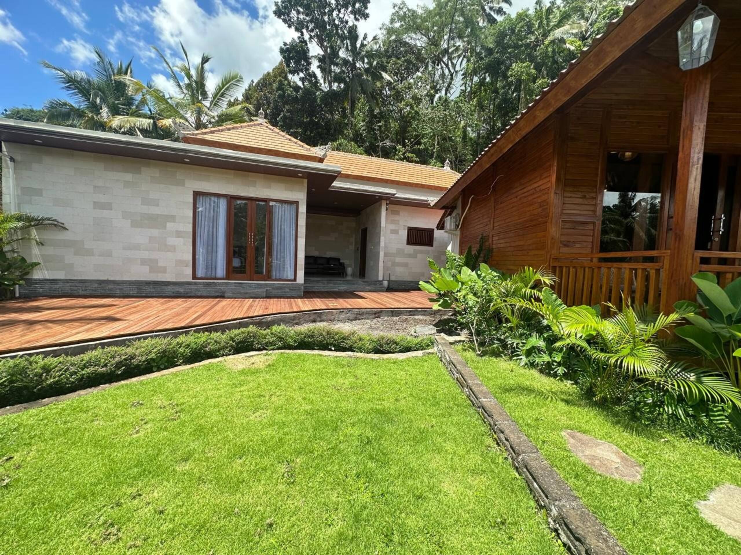Uma Swari River Side Villa 11
