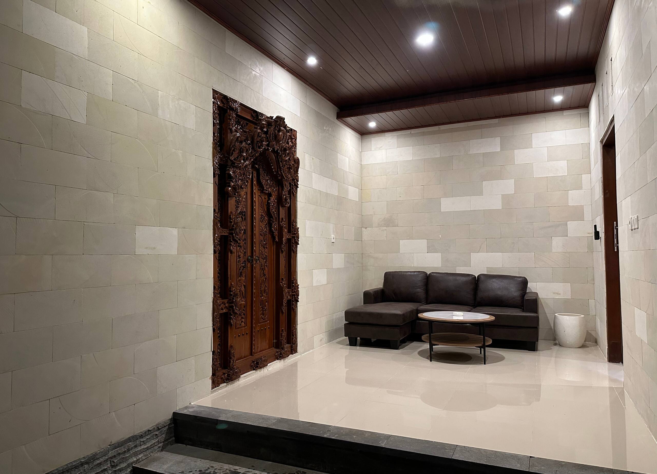 Uma Swari River Side Villa 7