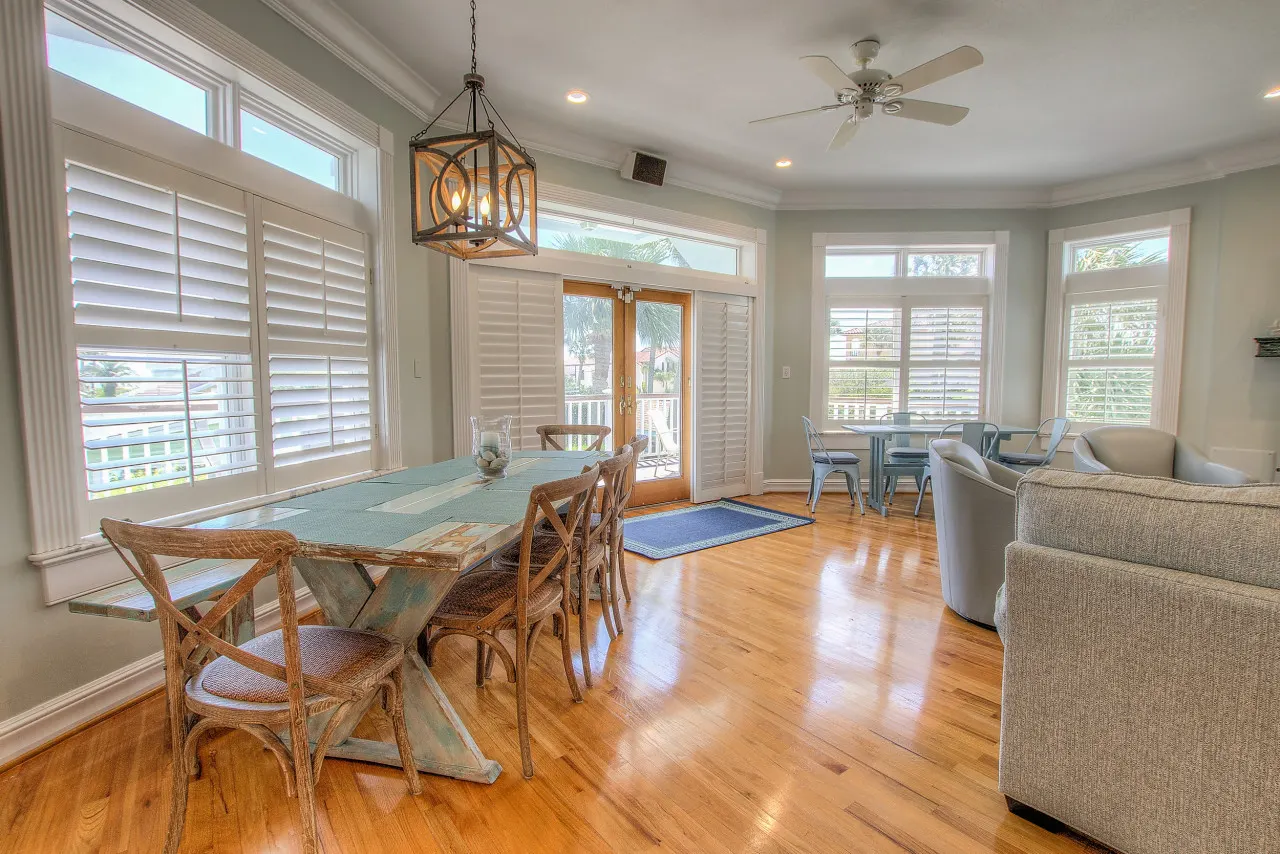 Beachside Magnificent Ocean View Family Estate Pool Home- Steps to the Beach - 7 F St 20