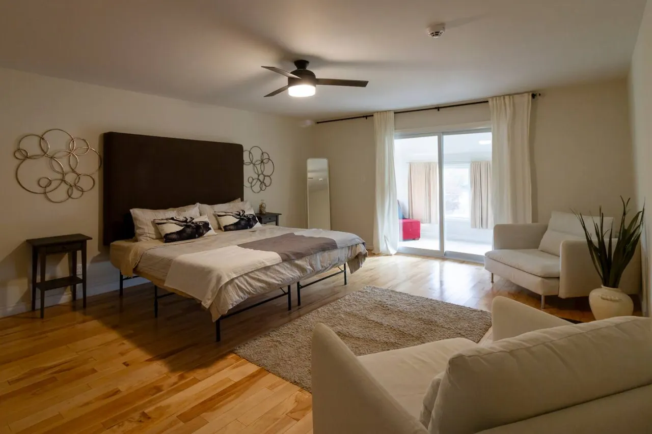 Vineyard Suite Water View Family Stay in Picton + Sunroom Family Friendly in Picton, PEC! 15