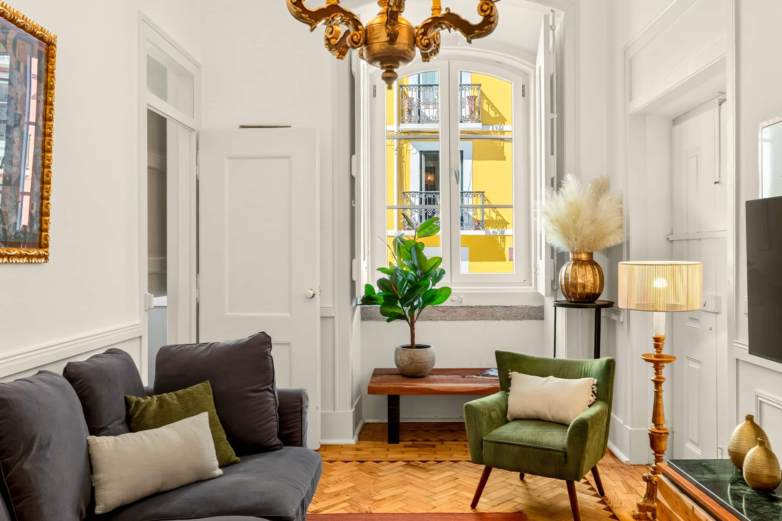 1-bedroom pied-à-terre in chic Lapa 8