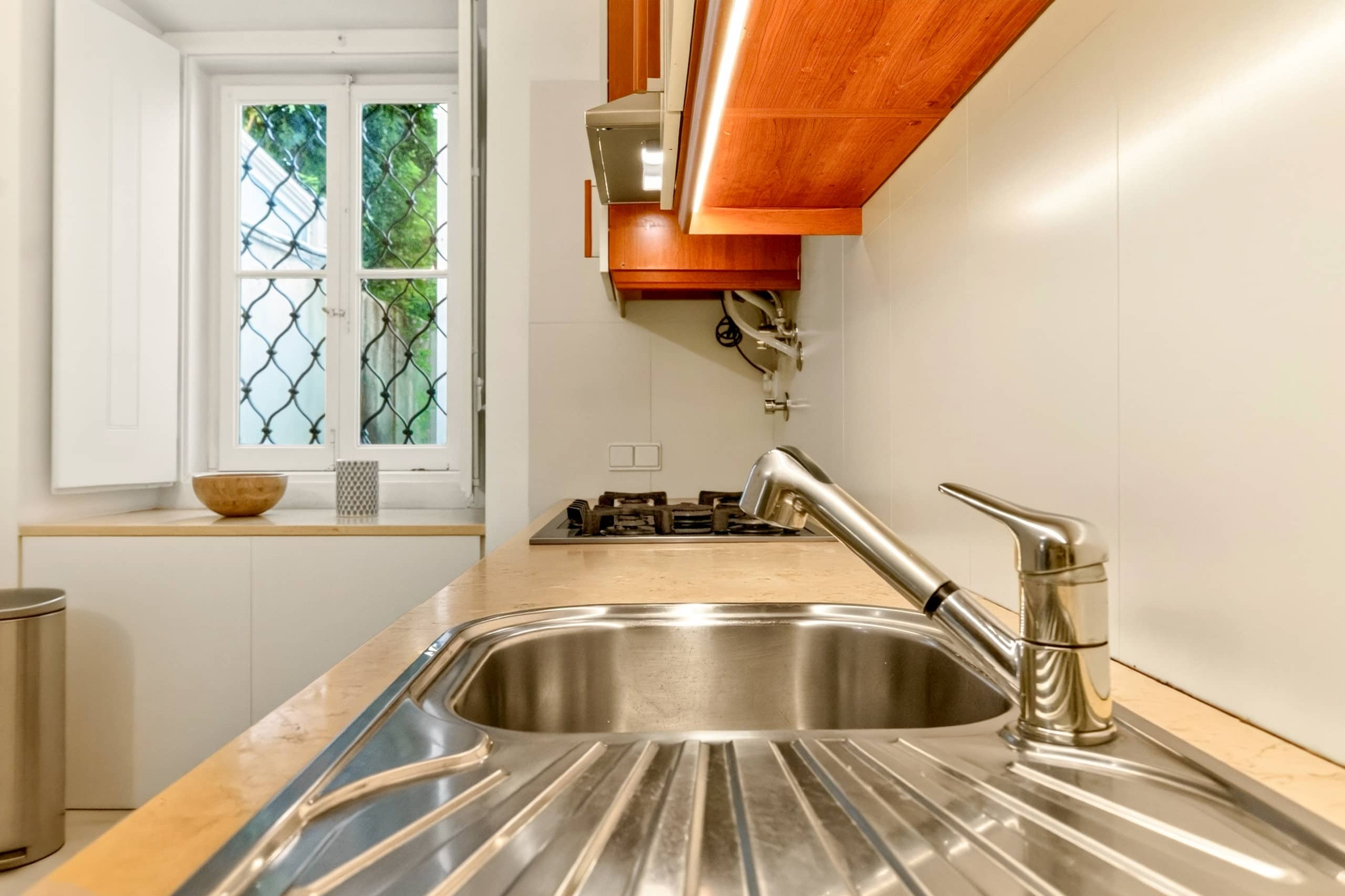 1-bedroom pied-à-terre in chic Lapa 16