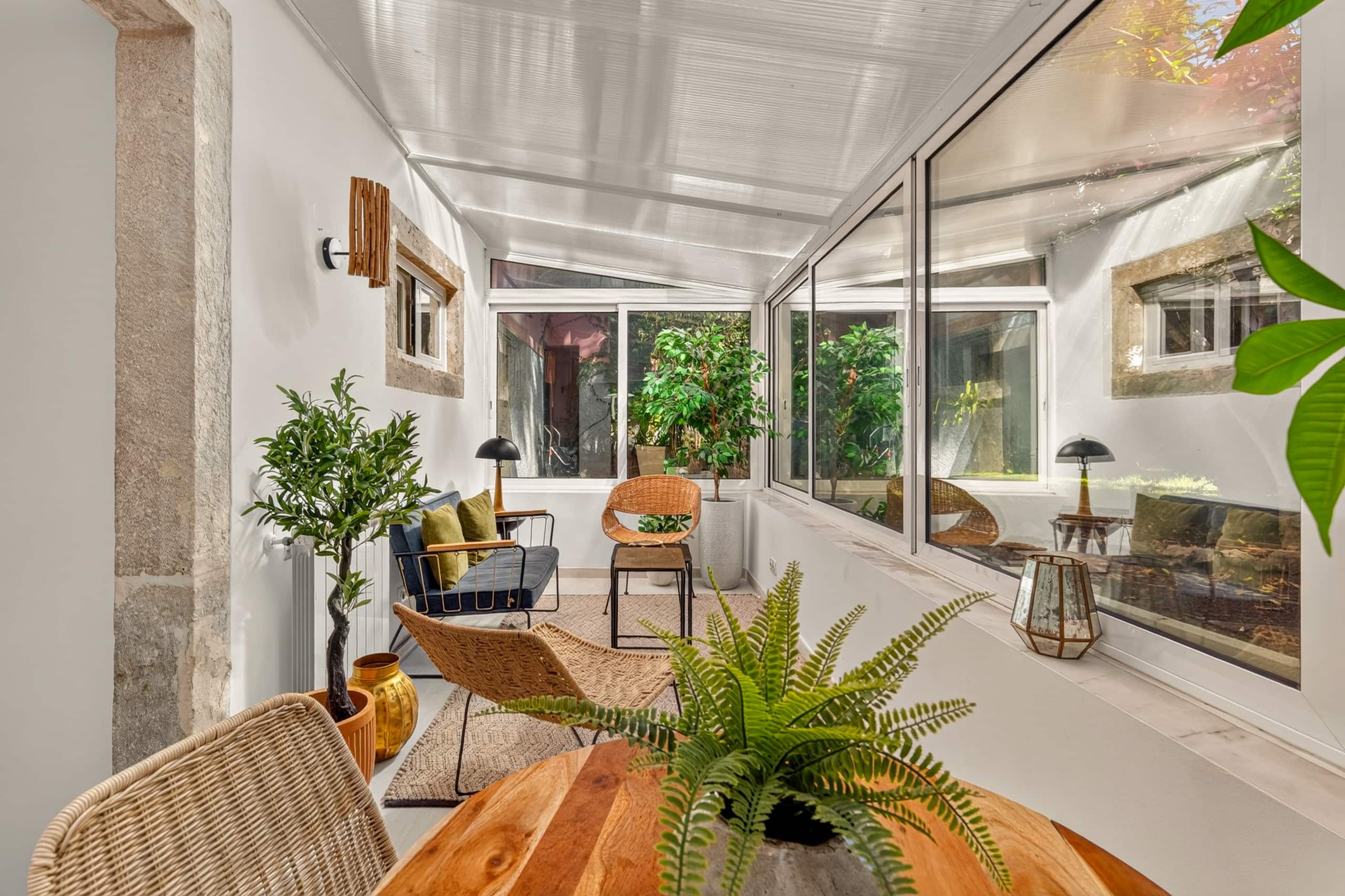 1-bedroom pied-à-terre in chic Lapa — photo 5