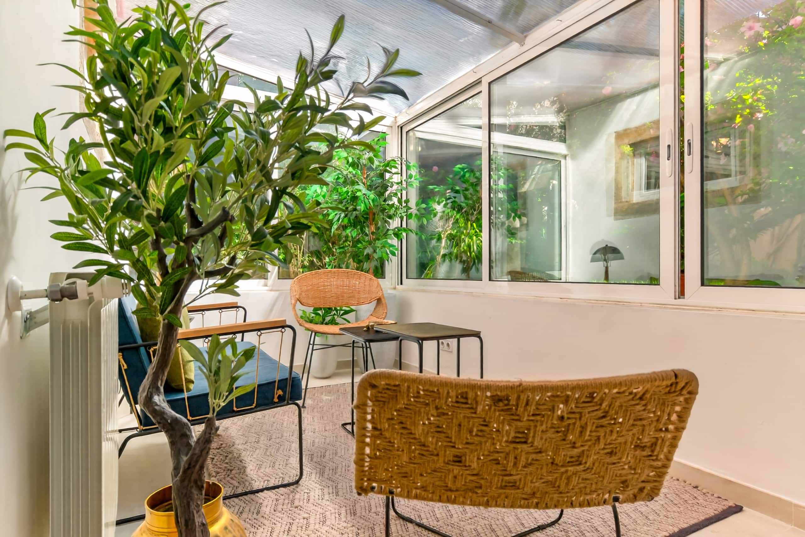 1-bedroom pied-à-terre in chic Lapa 7