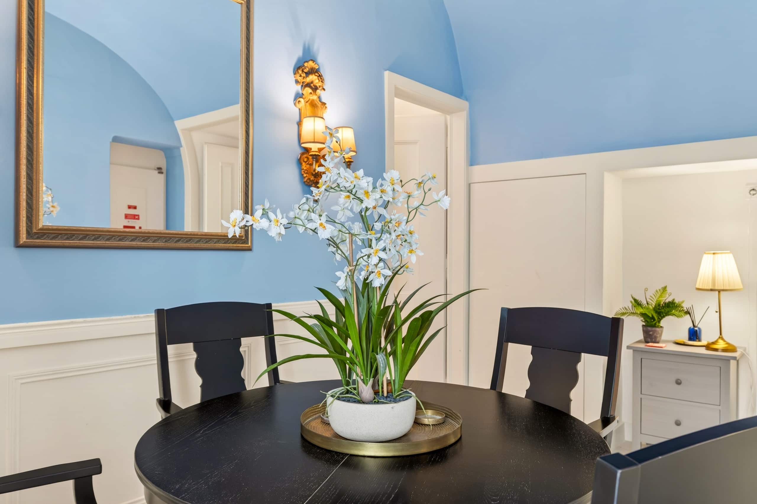 1-bedroom pied-à-terre in chic Lapa 24