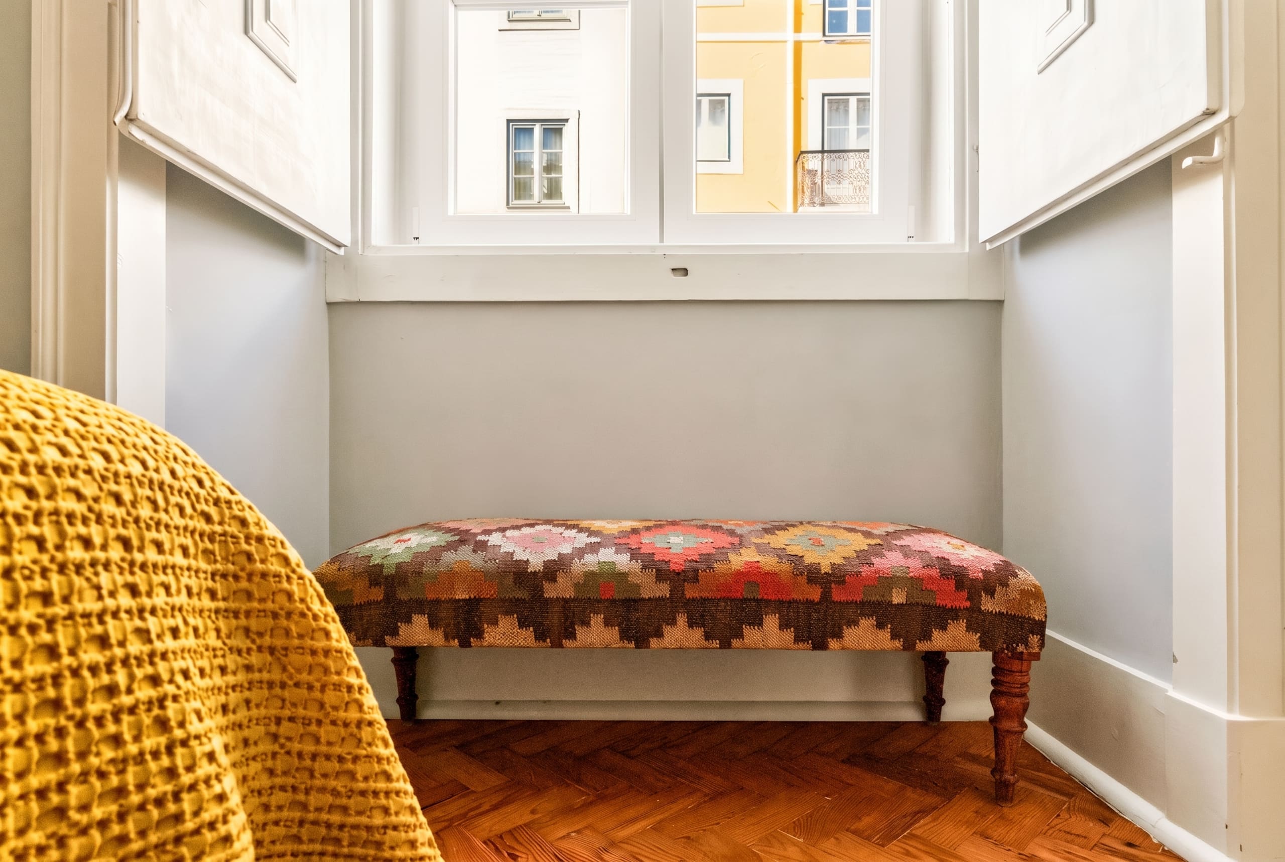 1-bedroom pied-à-terre in chic Lapa 27