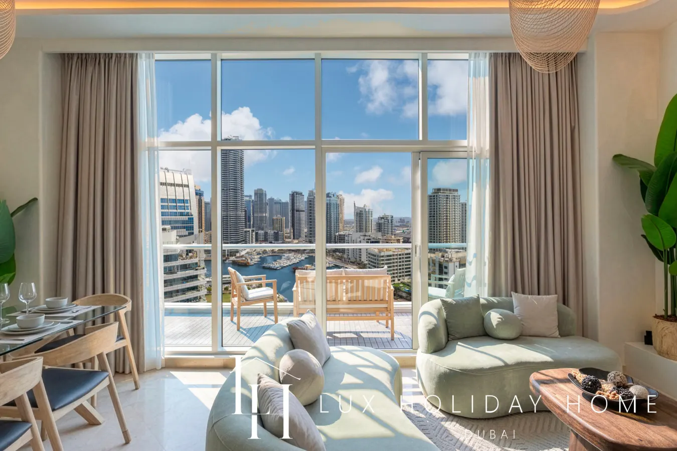 LUX The Dorra Bay Marina View Suite 1