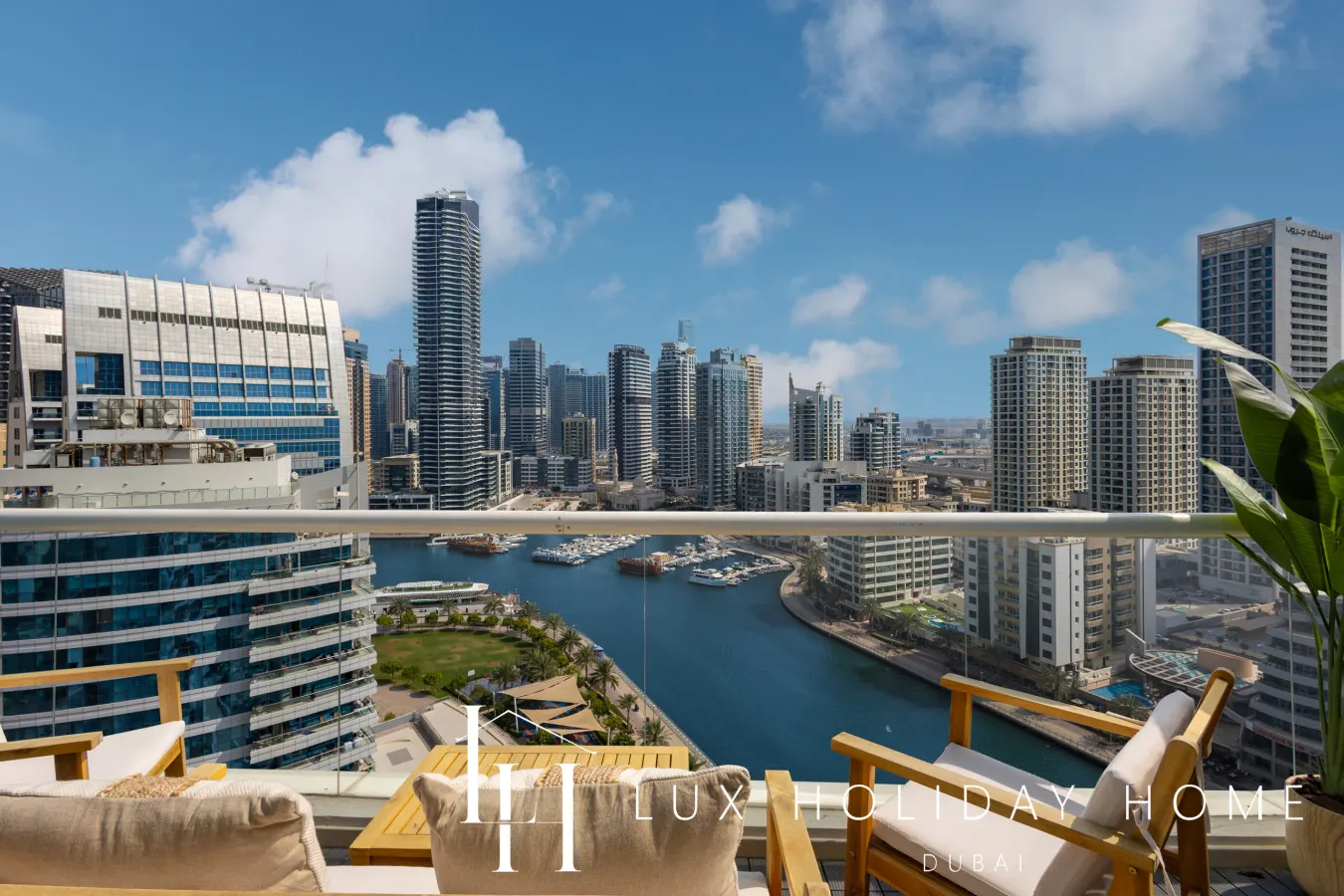 LUX The Dorra Bay Marina View Suite 3