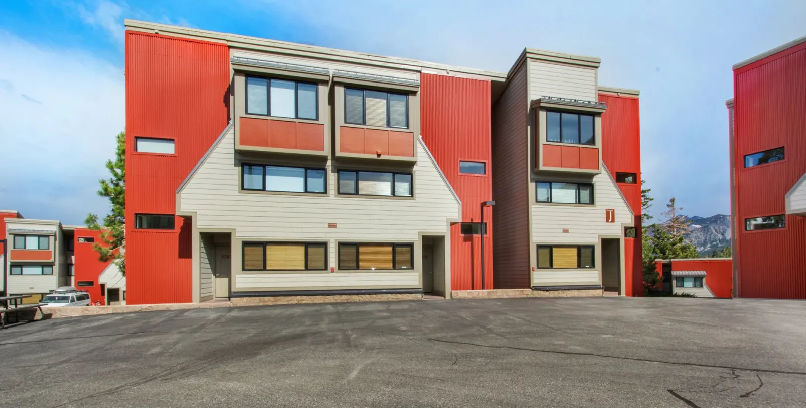 Mammoth Condo - BEST Located, Walk To Canyon Lodge 16