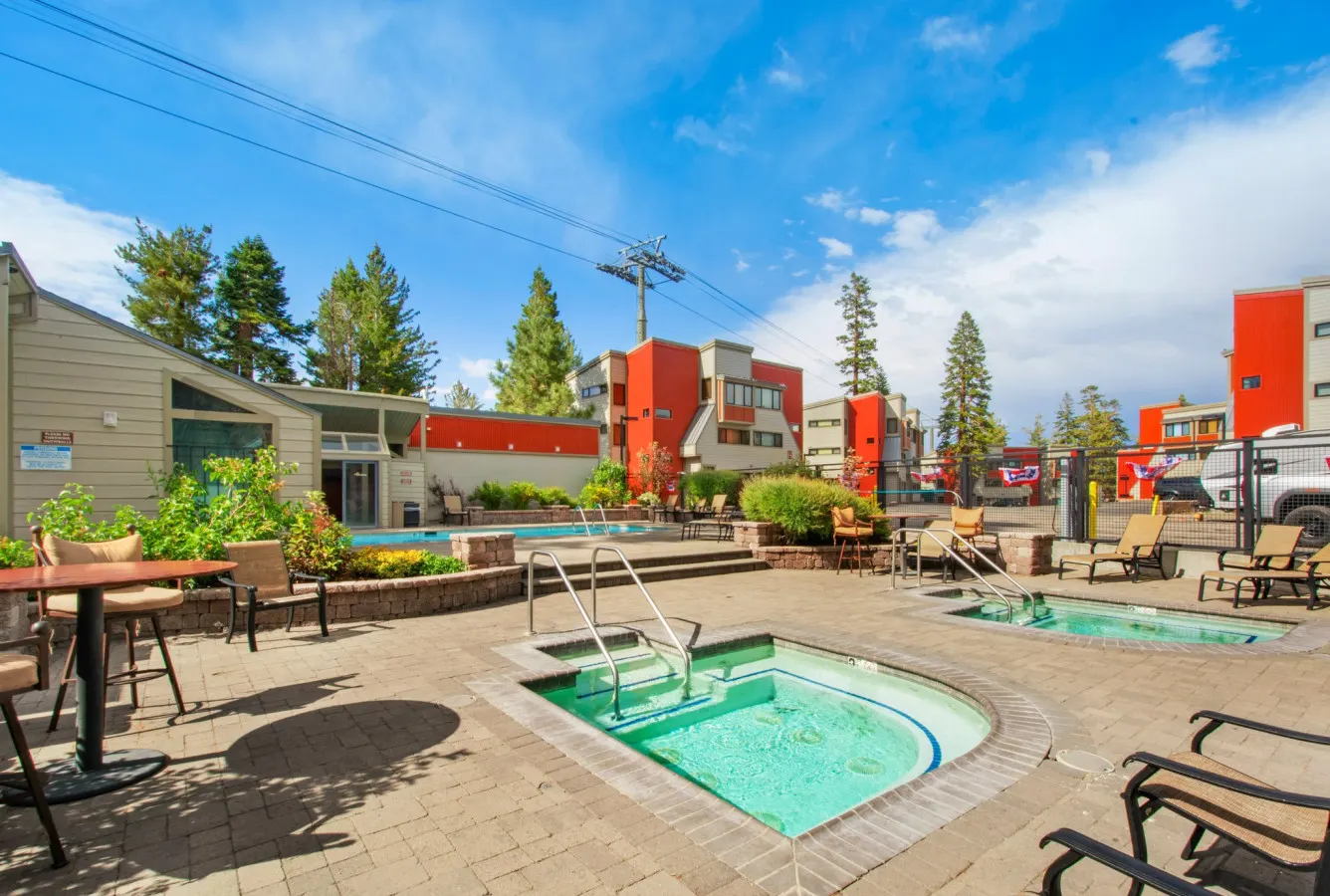 Mammoth Condo - BEST Located, Walk To Canyon Lodge — photo 5