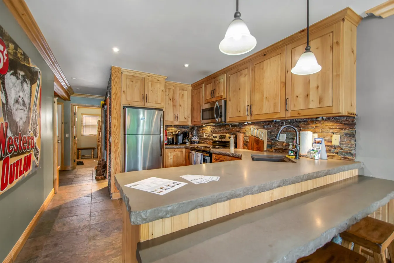 Mammoth Condo - BEST Located, Walk To Canyon Lodge 7