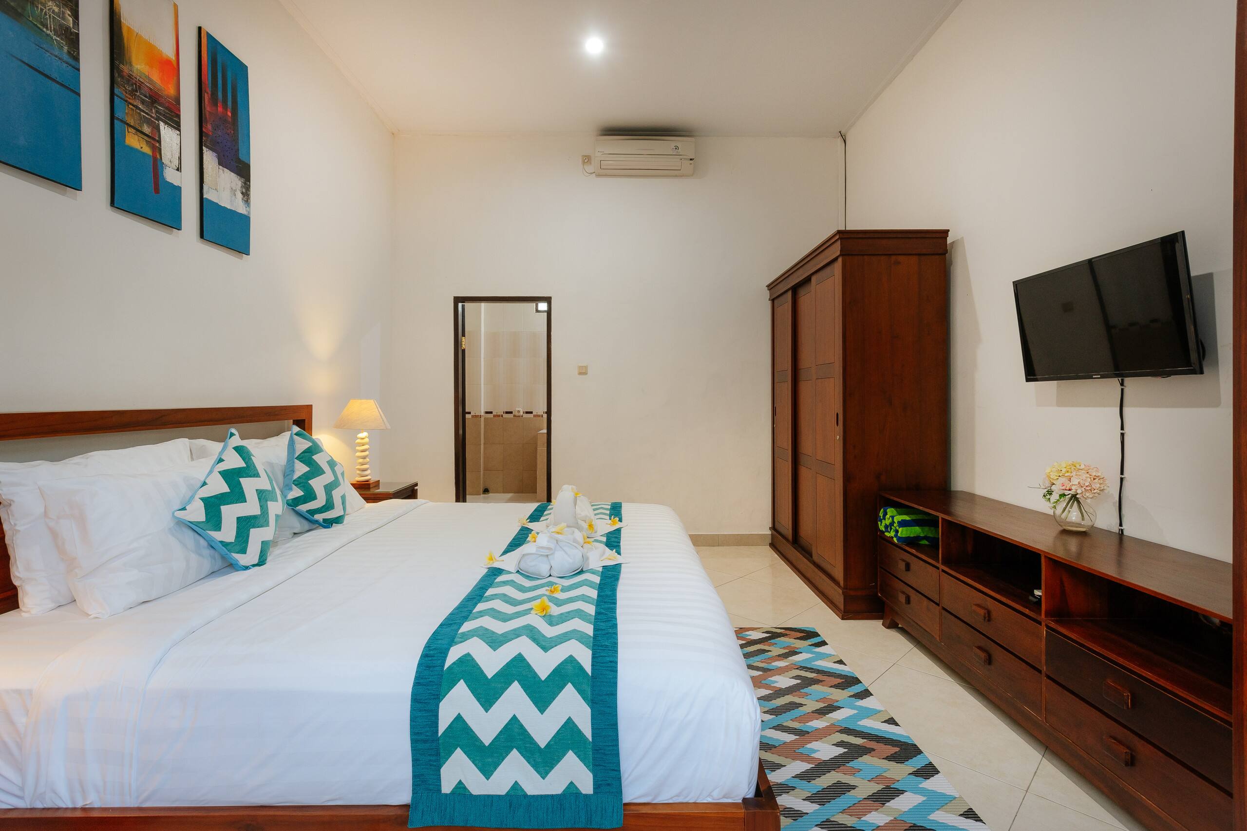Villa Penny Seminyak - Spacious 3 Bed Pool Villa! 39