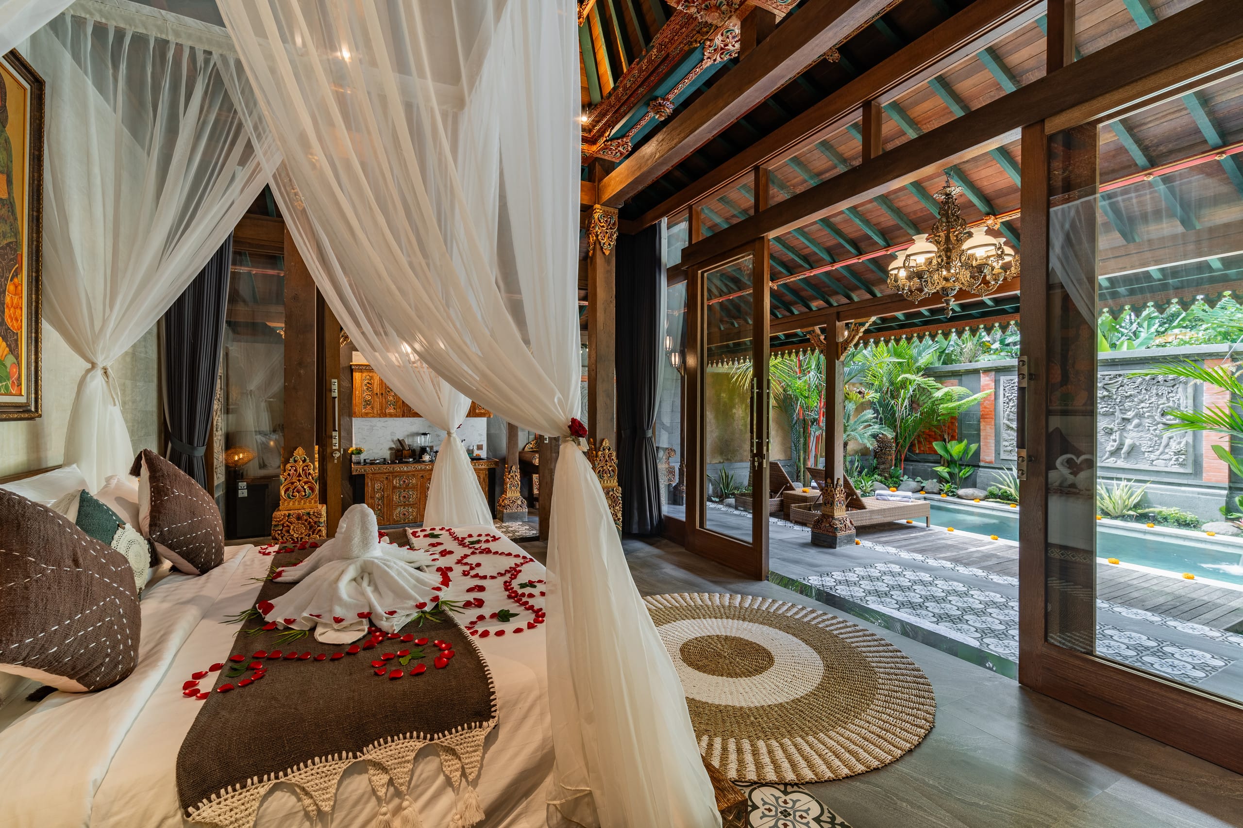 Luxury 1-BR Traditional Majestic Private Villa 34