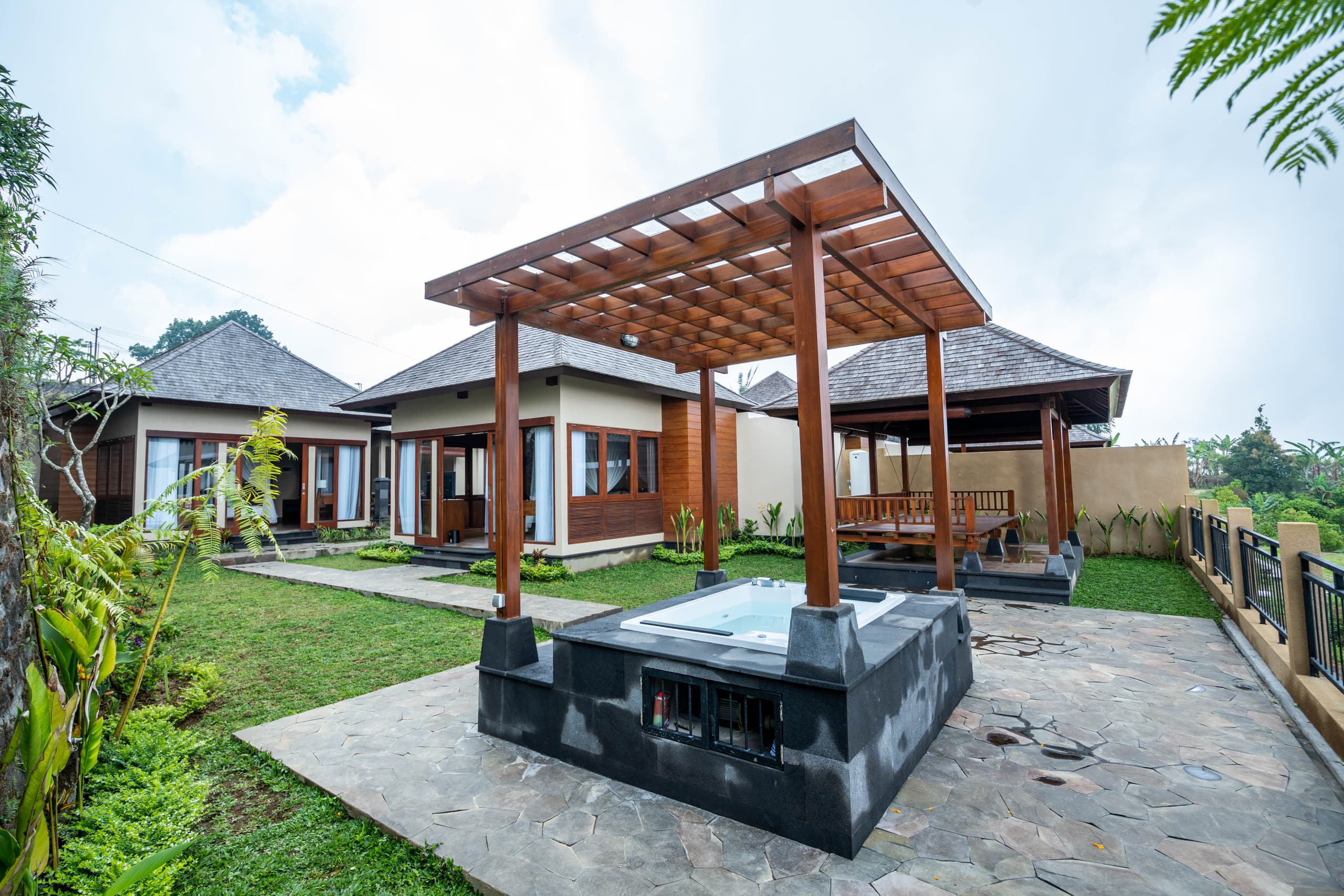 1 Bedroom Luxury  Villa with Private Jacuzzi 6
