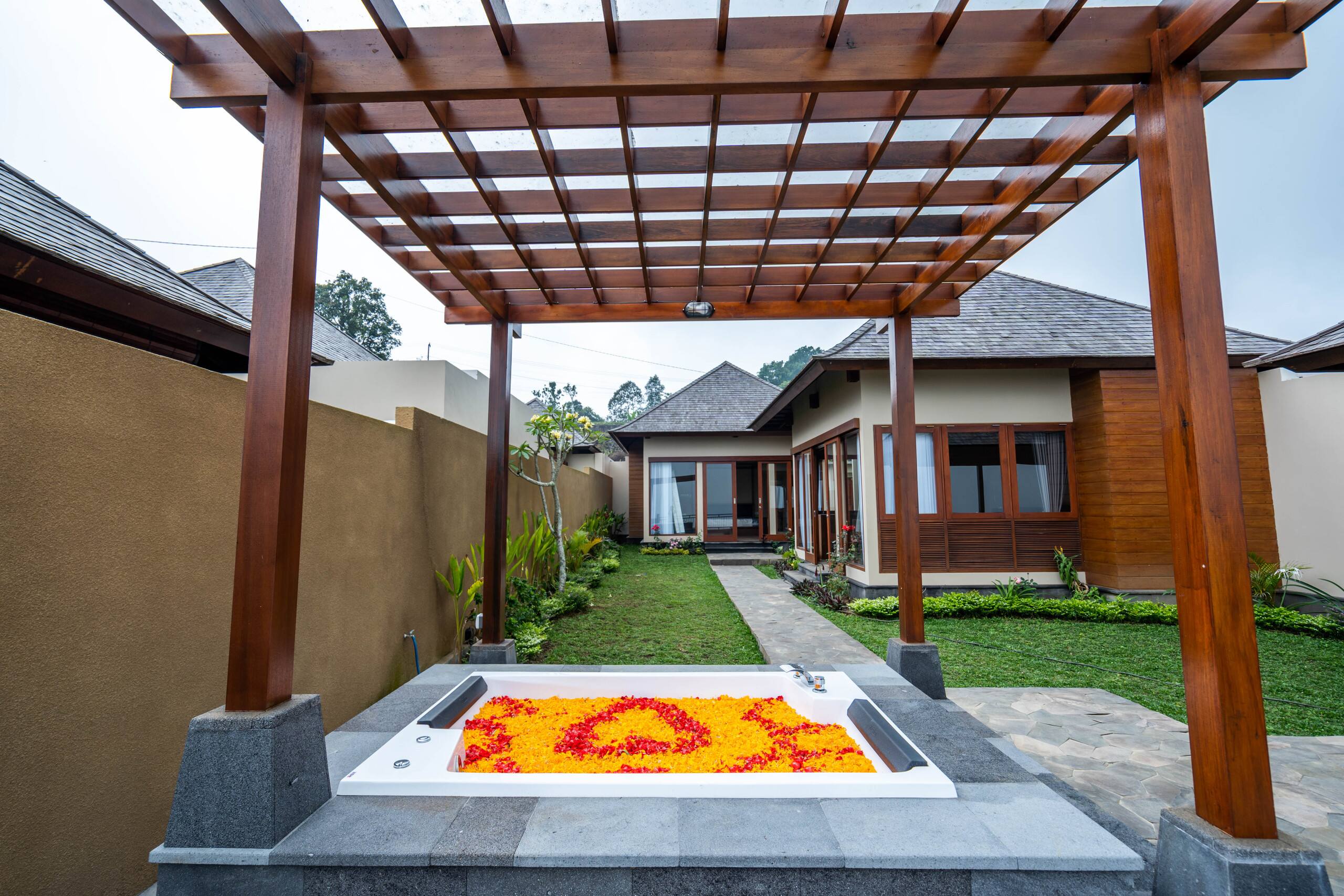 1 Bedroom Luxury  Villa with Private Jacuzzi 18