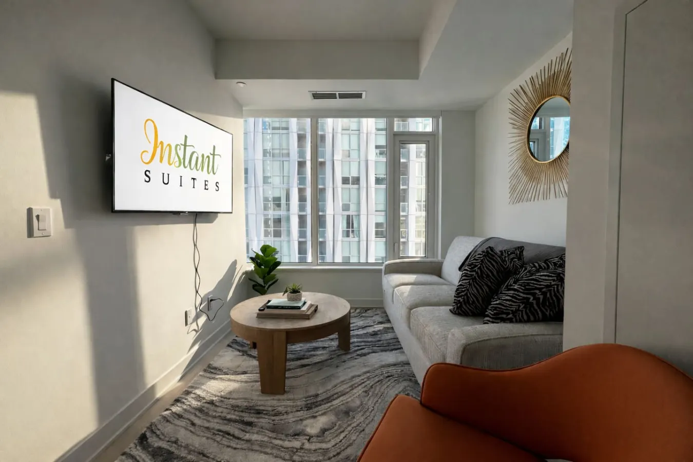 Luxury Downtown Yorkville 1BR 4