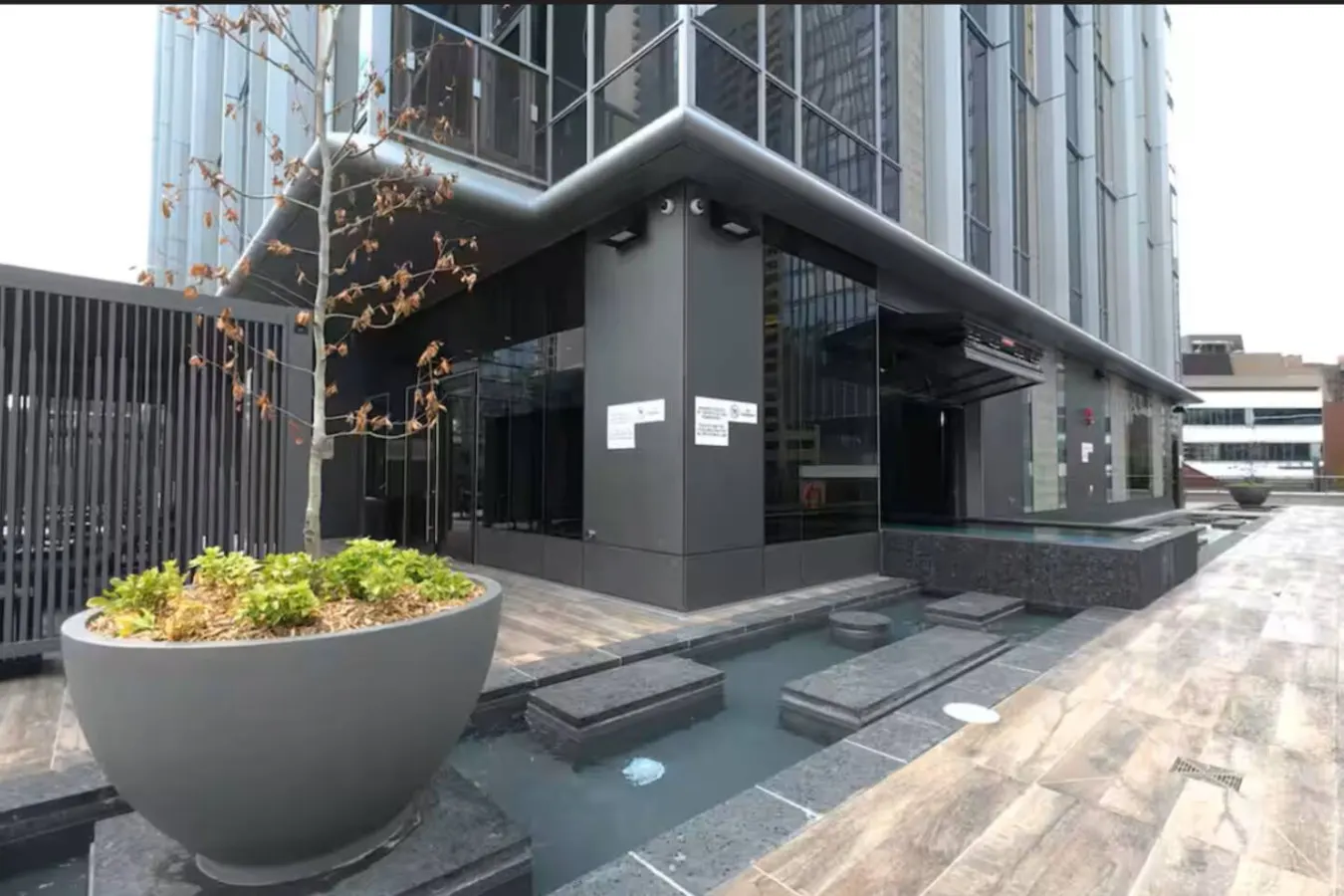 Luxury Downtown Yorkville 1BR 5