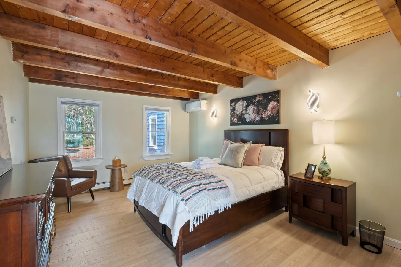 Cozy Riverfront Stay in Wareham 11