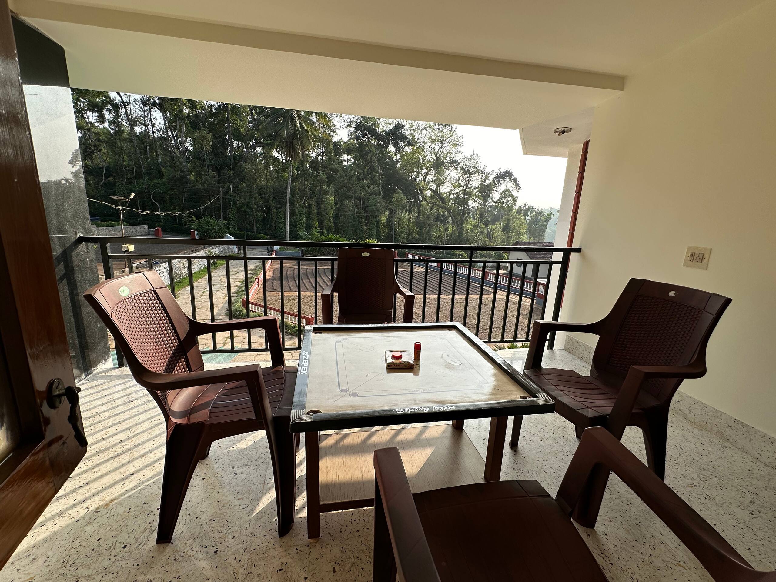 Kenjige Villa | 6BHK Coffee Estate Bungalow 25