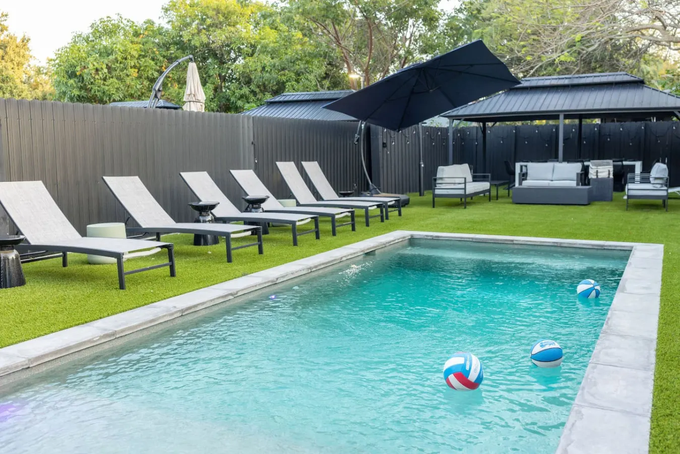 20% Off NEW 4BR Classy Miami Villa w/Pool&BBQ! 2