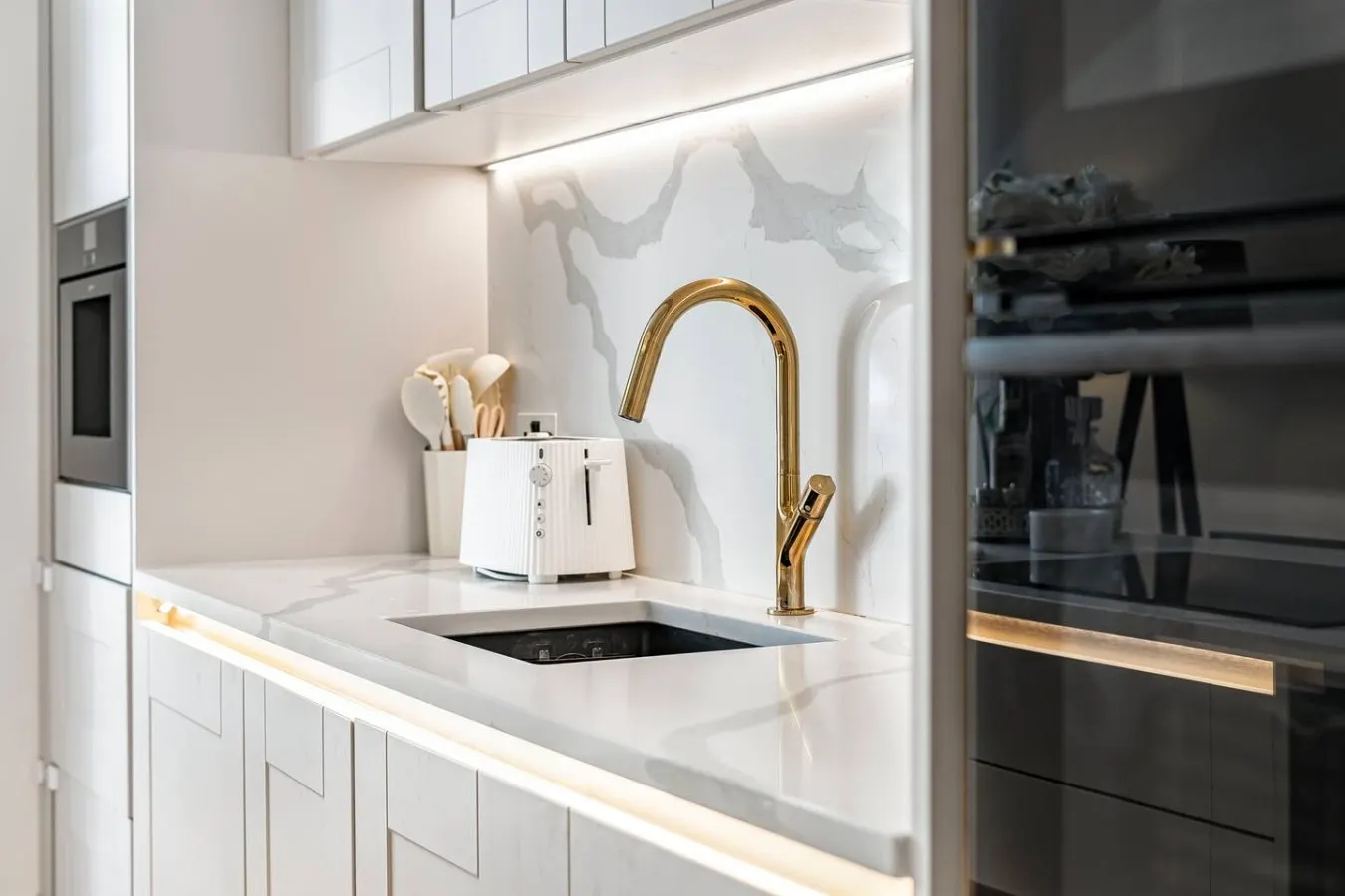 Stylish Chelsea Home Amazing Location 12
