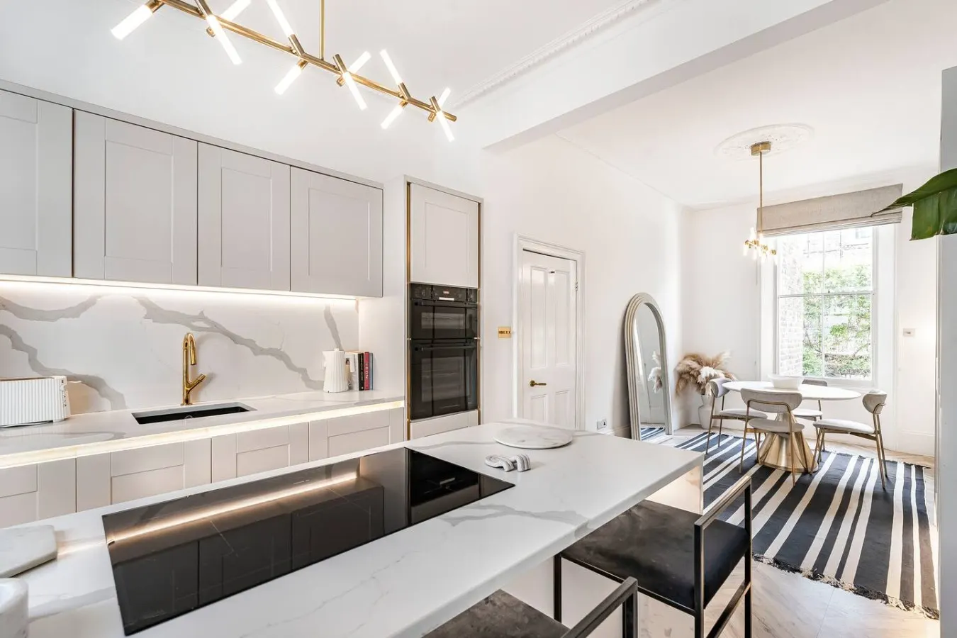 Stylish Chelsea Home Amazing Location 15