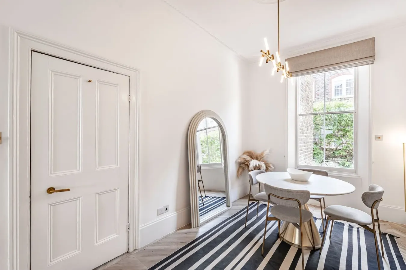 Stylish Chelsea Home Amazing Location 18