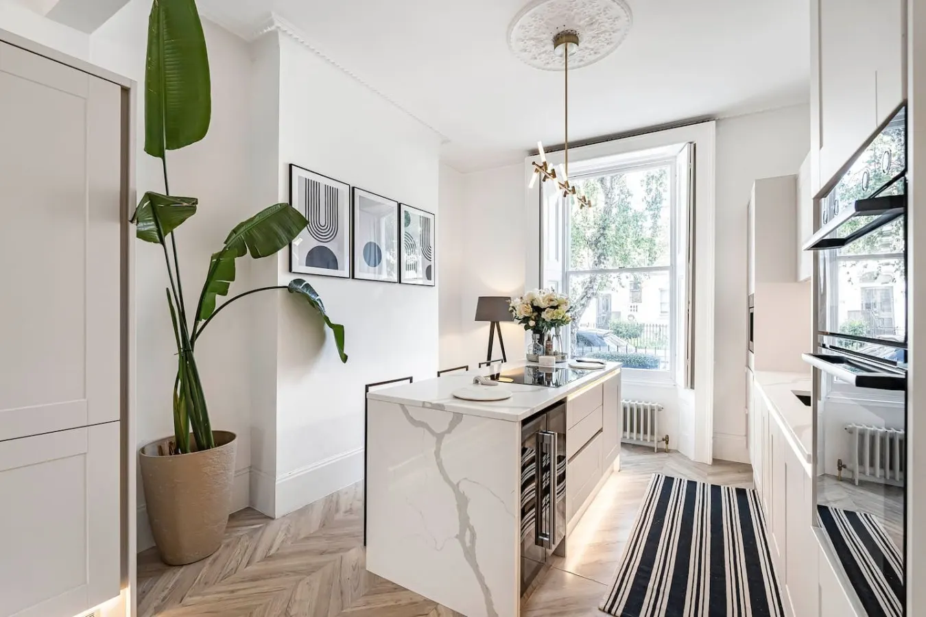 Stylish Chelsea Home | Amazing Location — photo 4