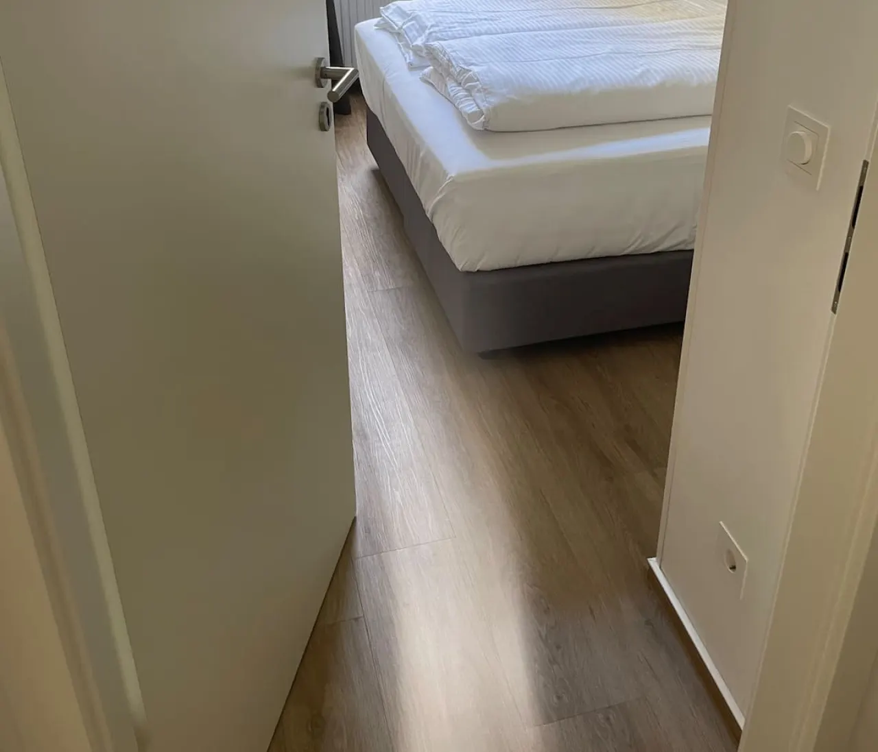 3-Bedroom & 90sqm Accessible Apartment 7