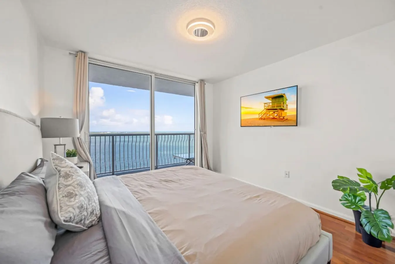 INCREDIBLE 3 BEDROOMS UNIT 18