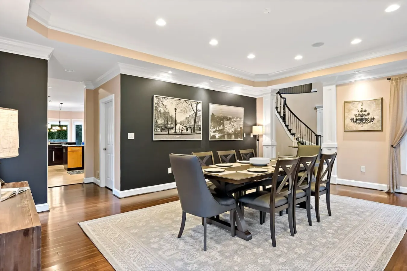 Luxurious 6BR: Theater, Gym, Jacuzzi, Spa, Grill, Free Parking! 11