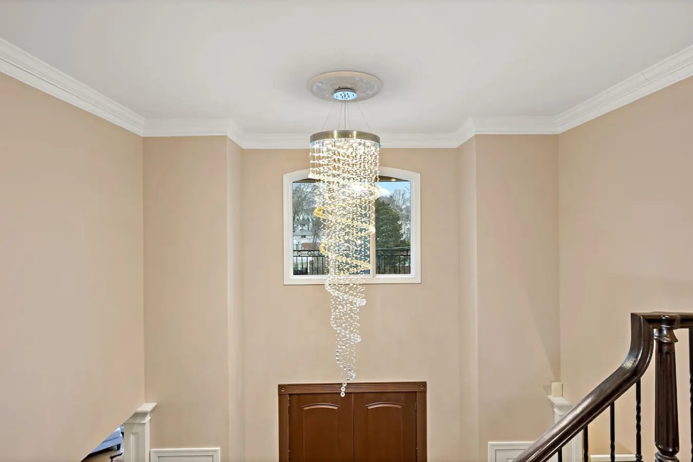 Luxurious 6BR: Theater, Gym, Jacuzzi, Spa, Grill, Free Parking! 18