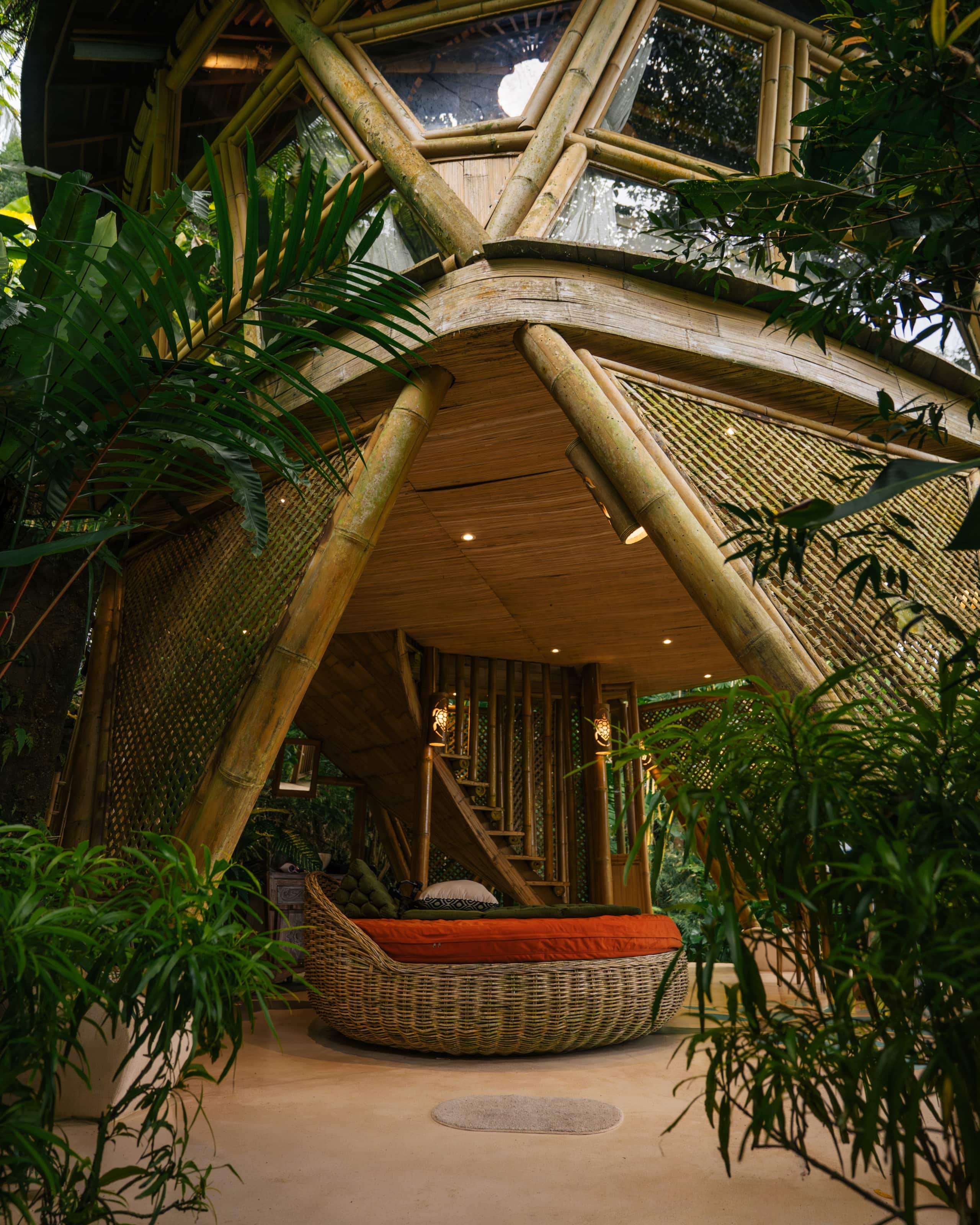 Beautiful Bamboo Treehouse with Waterfall & Pool