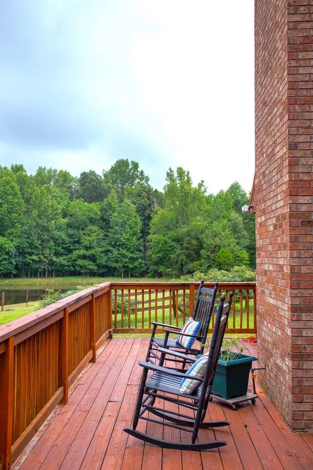 Stunning 25-Acre Oxford Escape Waterfront BBQ 12