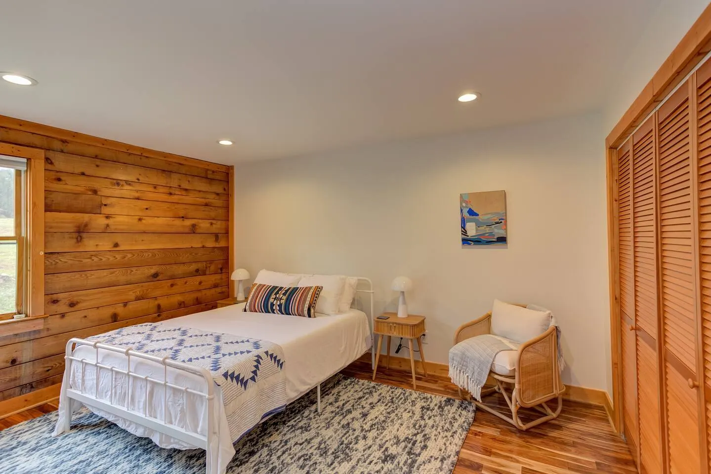 Stunning 25-Acre Oxford Escape Waterfront BBQ 3