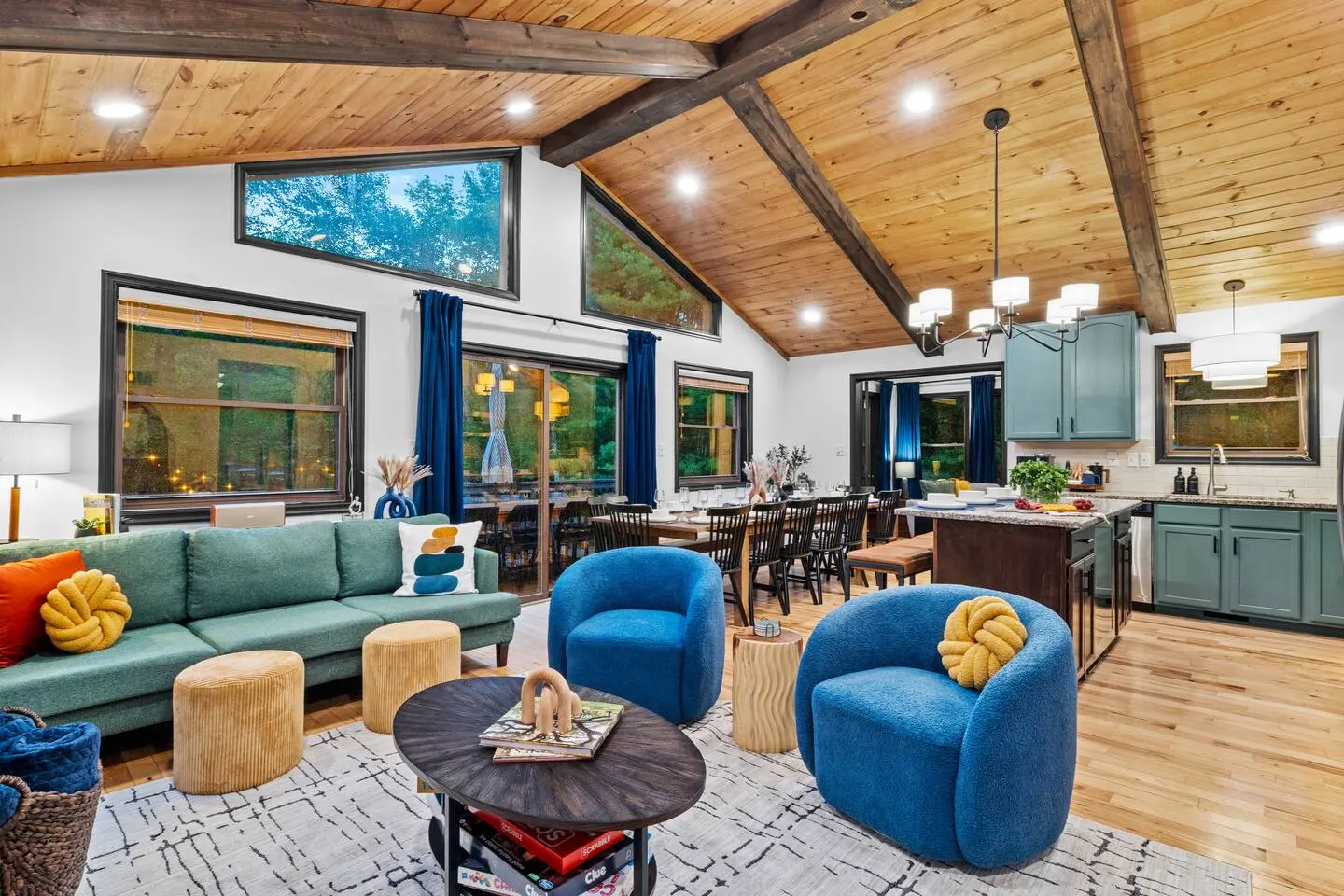 Game Room, Hot Tub & Sauna, evcharger, kayaks/lake 14