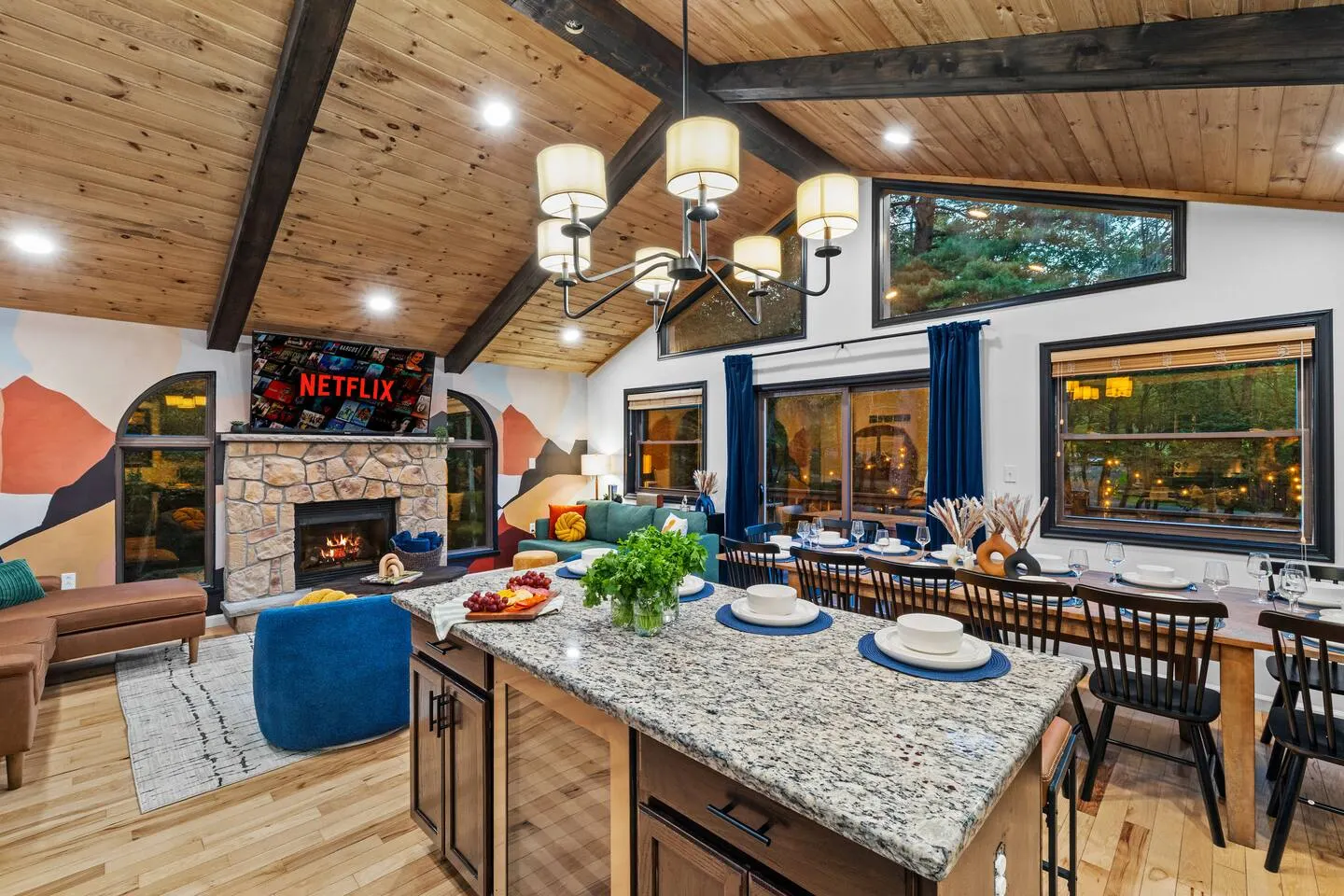 Game Room, Hot Tub & Sauna, evcharger, kayaks/lake 19