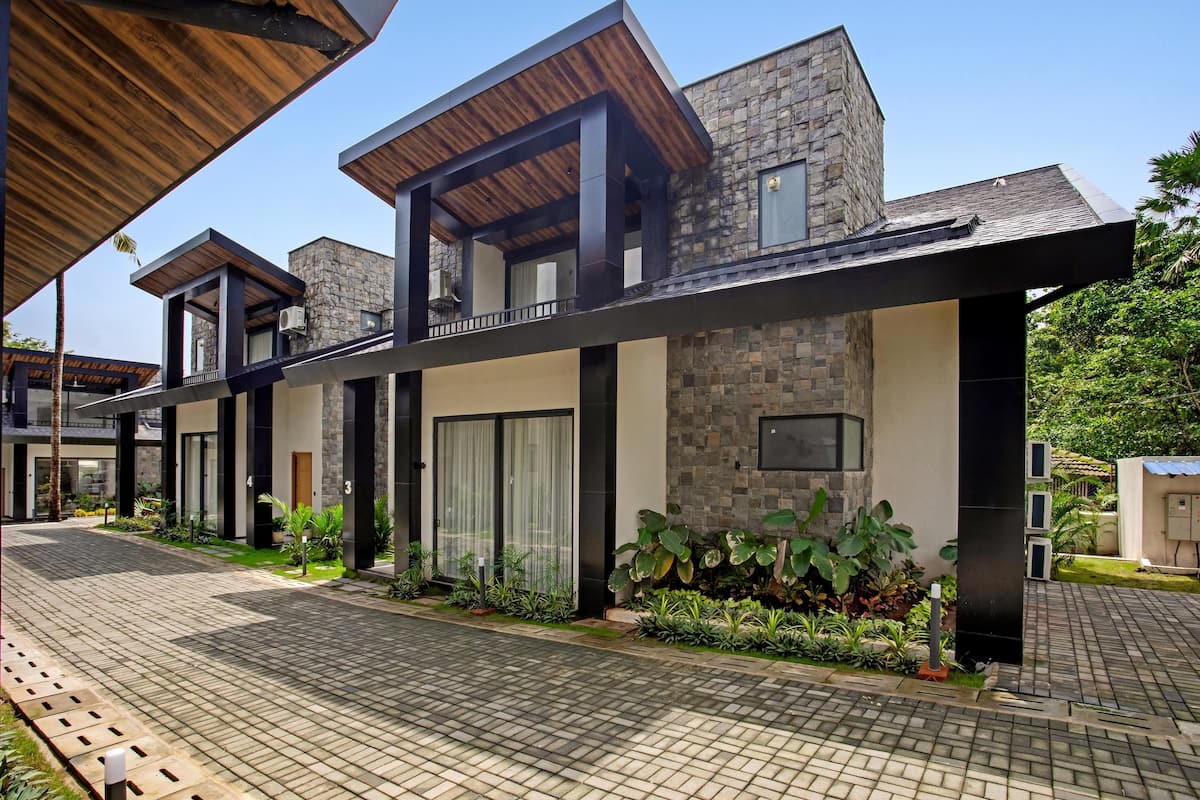 9bhk Majorda: TanashHomes with pool & lift (3+3+3) 16