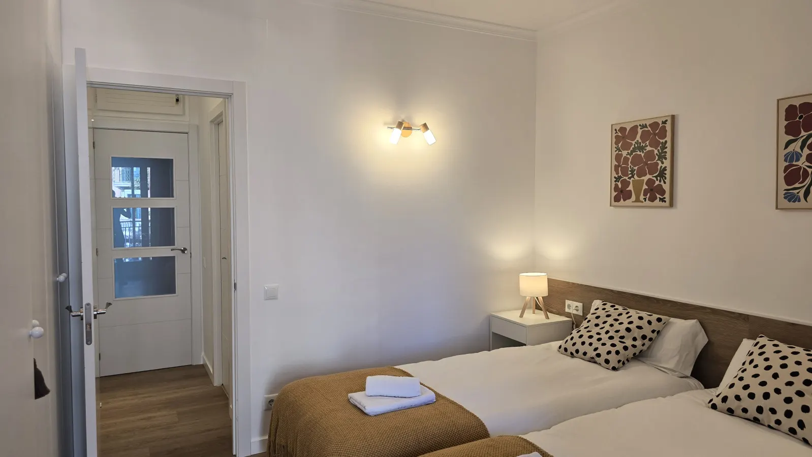 Opening Doors Monumental - Roomy & bright 7 beds 12