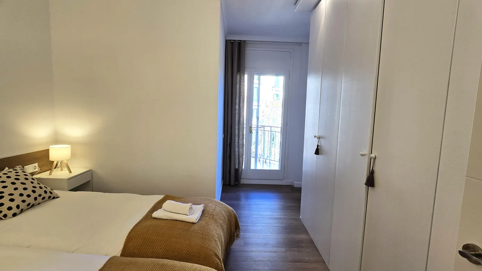 Opening Doors Monumental - Roomy & bright 7 beds 8