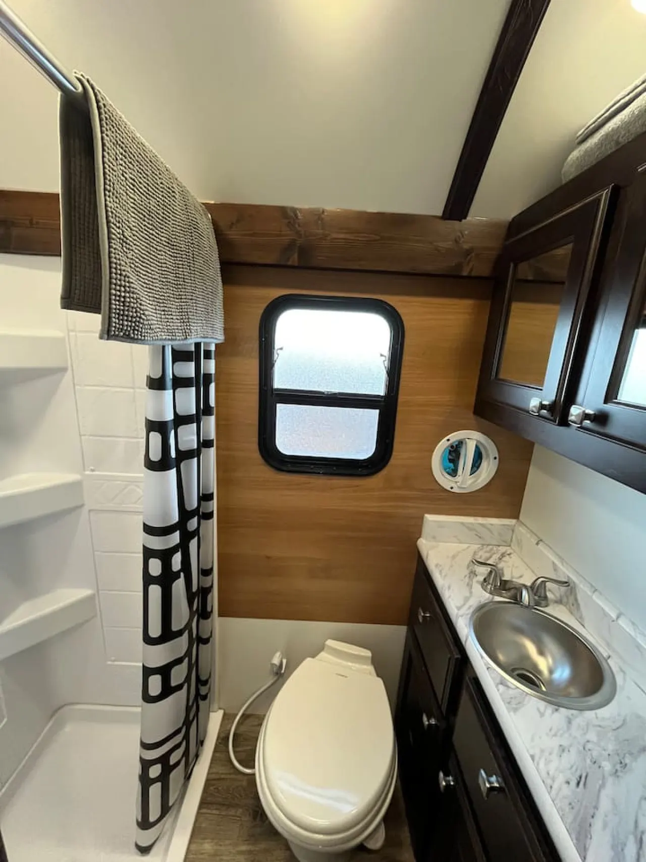 Ranch Stay - Mountain Views - Black Canyon 21 min 10